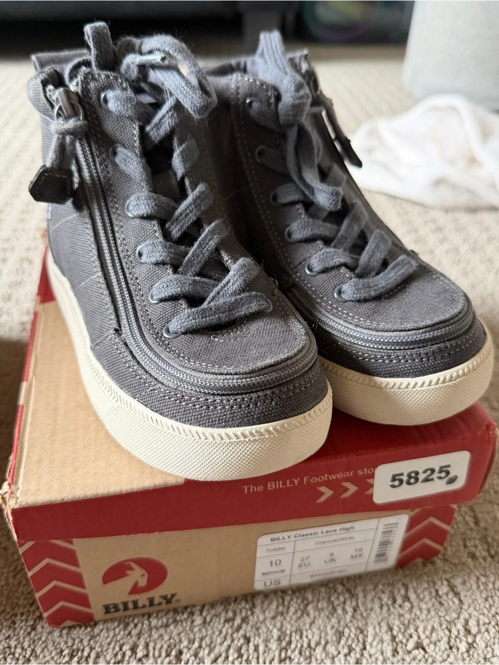 NWT Billy Toddler High-Top Shoes
